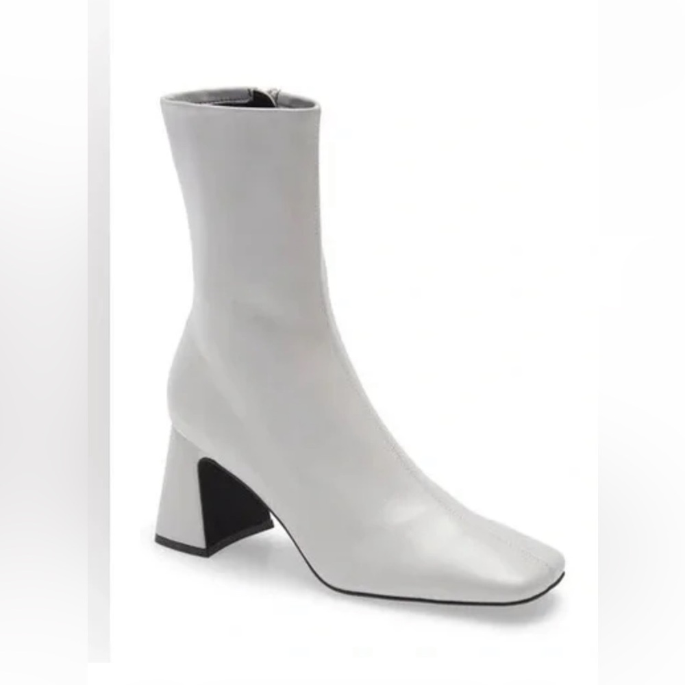 Jeffrey Campbell Jerema Boot In Light Grey